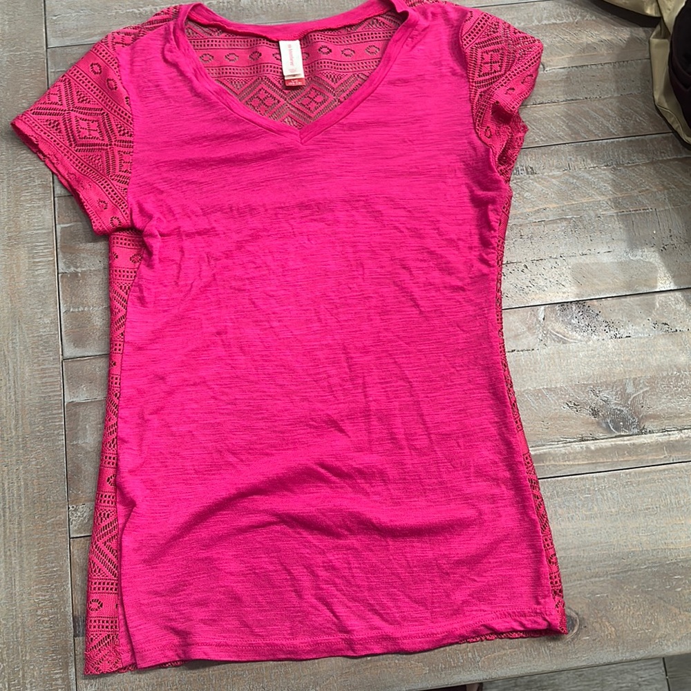 V neck shirt - back is see thru